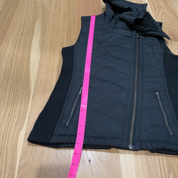 Prana Vest size Medium - Picture 10 of 10